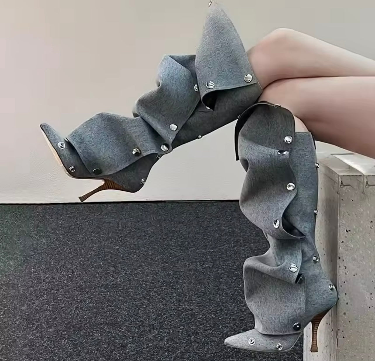 Snapping Boots